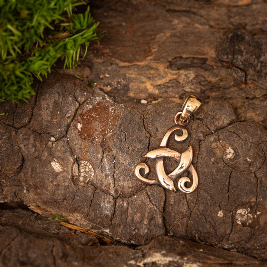 Triskele-Anhänger Bronze – Bild 1