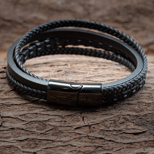 Armband Ledergeflecht mit Verschluss aus schwarzem Stahl
